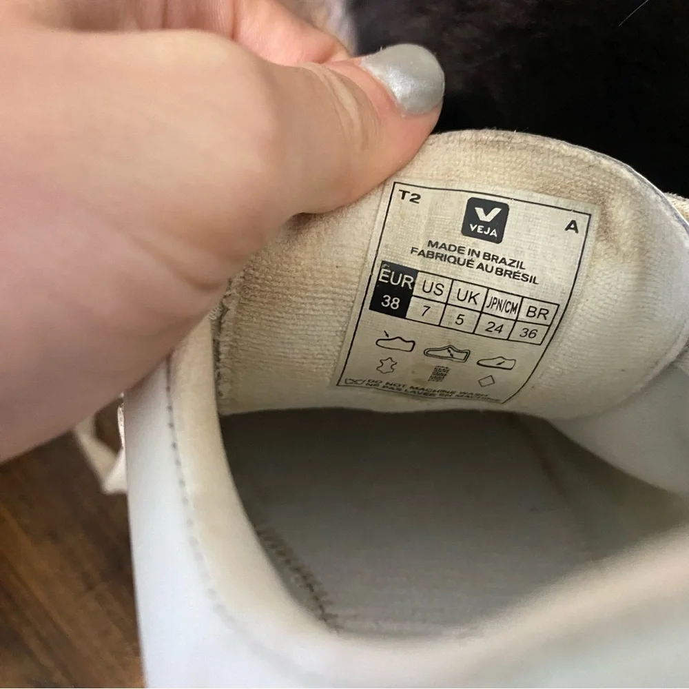 Veja White and Mint Green Sneakers size 7